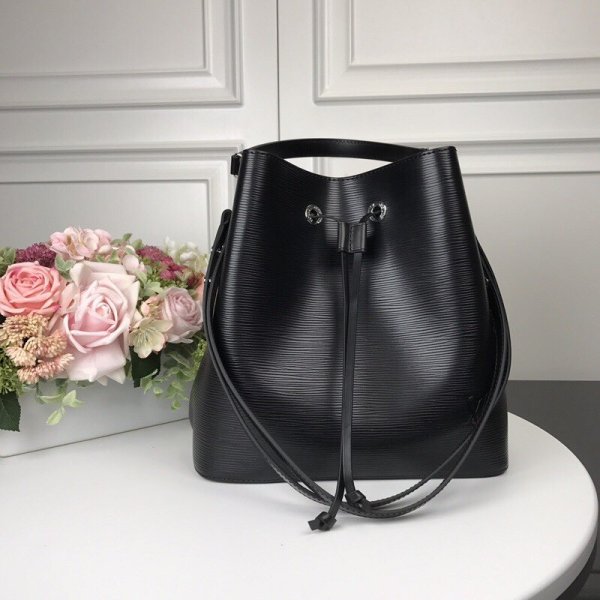 UK Cheap Louis Vuitton Neonoe Lockme Bucket M54366 Black-5