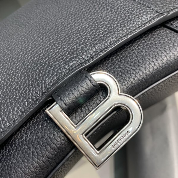 Réplique Balenciaga Haber Hand Handle Sac Lynchee Match Black-4