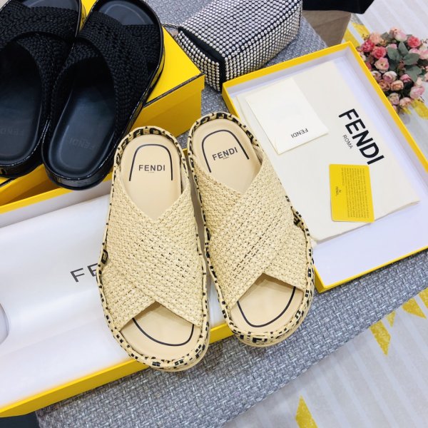 Réplique Fendi Reflections Sandals Chaussures Salet Sale Store-6