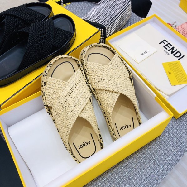 Réplique Fendi Reflections Sandals Chaussures Salet Sale Store-7