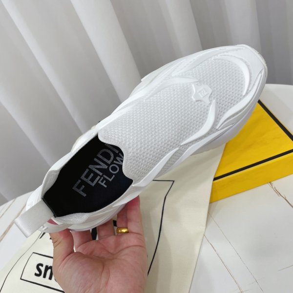 Est une réplique de flux de fendi d'une chaussure fausse tpu-16