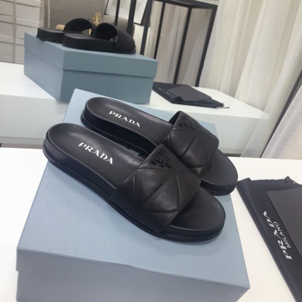 2021 Prada matelassé en cuir matelassé-7