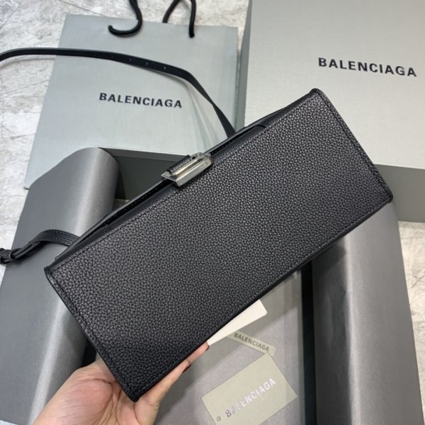 Réplique Balenciaga Haber Hand Handle Sac Lynchee Match Black-3