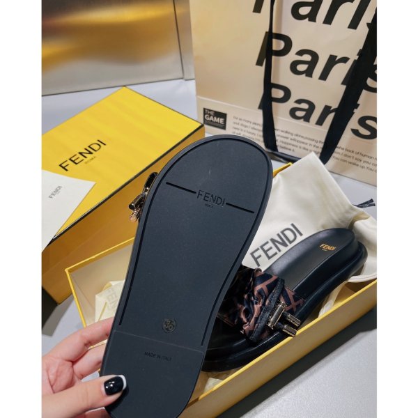 Replice de haute qualité Chaussures pour femmes-8