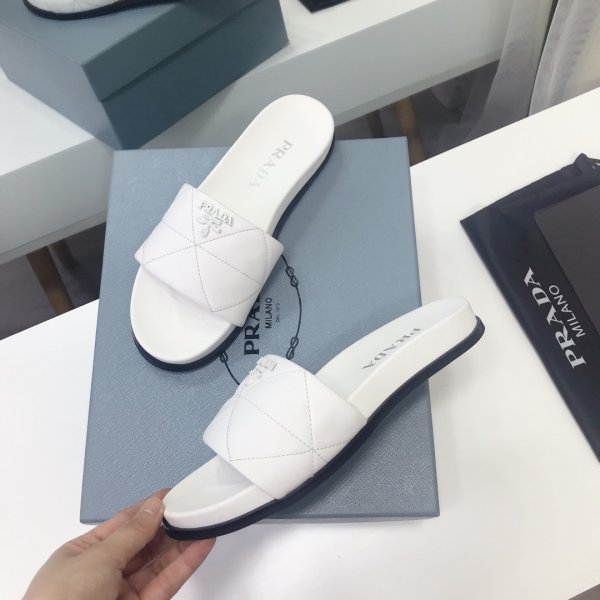 2021 Prada matelassé en cuir matelassé-2