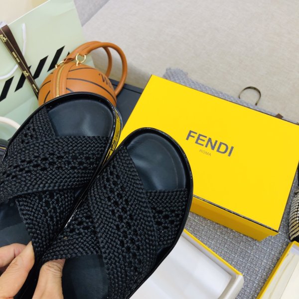 Réplique Fendi Reflections Sandals Chaussures Salet Sale Store-14