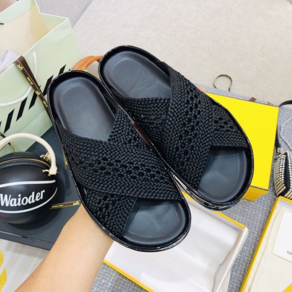Réplique Fendi Reflections Sandals Chaussures Salet Sale Store-1